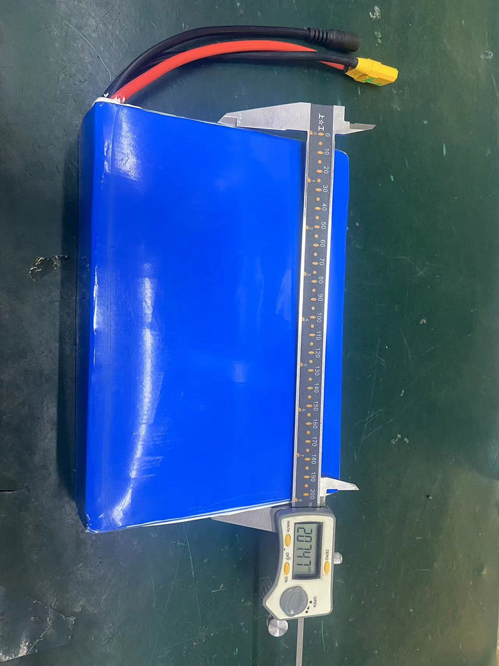 12S3P 48V 12.6Ah Battery Pack Molicel 21700 Cells with 5A Charger